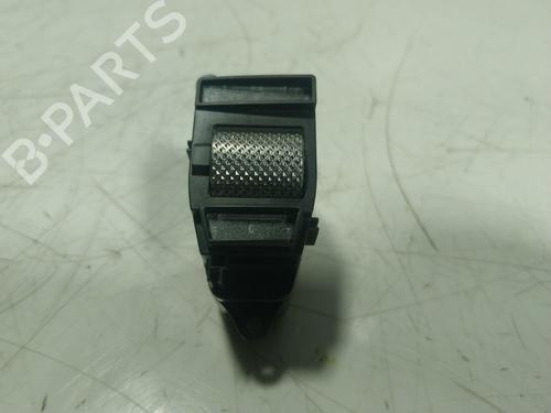 switch-alfa-romeo-tonale-965_-01561676260-2022-19652871 main image