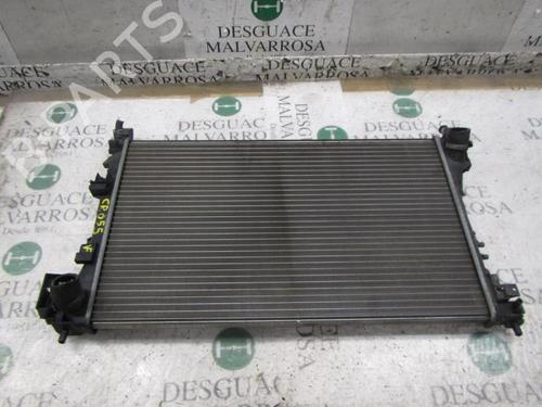 Used Water radiator Water radiator 4007654 4007654