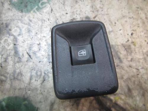 Used Right front window switch Right front window switch RENAULT KANGOO / GRAND KANGOO II (KW0/1_) 1.5 dCi 90 (KW05, KW08, KW0G, KW11) (90 hp) 3835394 3835394