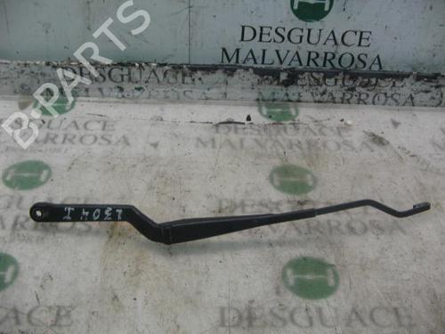 front-wipers-mechanism-rover-200-ii-hatchback-rf-1995-1996-1997-1998-1999-2000-3742798 main image