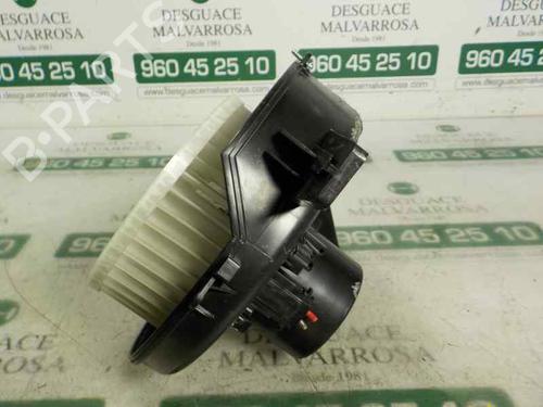 Used Heater blower motor SKODA FABIA III (NJ3) [2014-2021]  6677221
