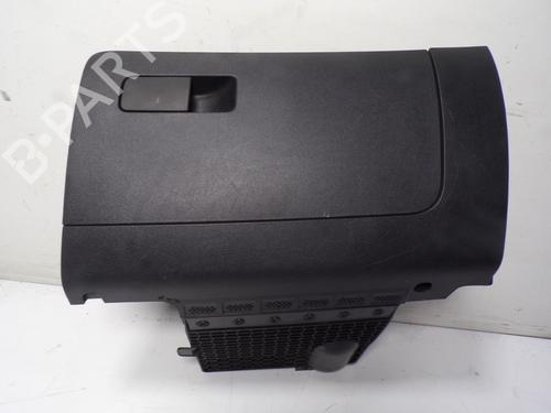 Used Glove box Glove box SKODA RAPID (NH3, NK3, NK6) 1.6 TDI (105 hp) 13569823 13569823