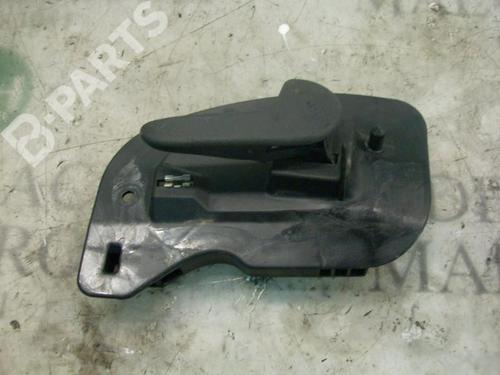 Used Front right interior door handle Front right interior door handle OPEL CORSA C (X01) 1.3 CDTI (F08, F68) (70 hp) 3737300 3737300