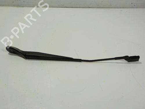 Used Front windshield wiper arm Front windshield wiper arm 16431007 16431007