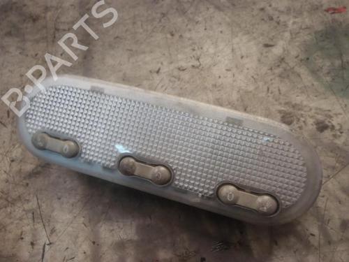 Innerbelysning RENAULT SCÉNIC II (JM0/1_) 1.9 dCi (JM0G, JM12, JM1G, JM2C) (120 hp) 7410154