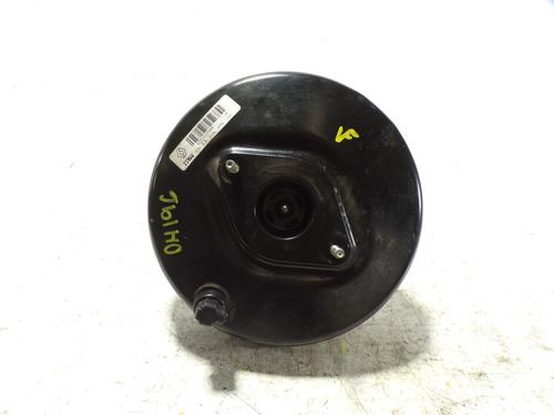 Used Servo brake DACIA SANDERO II 1.5 dCi 75 / Blue dCi 75 (B8JW, B8M4, B8AH, B8M7, B8M6) (75 hp) 8139923