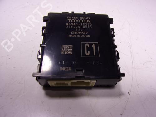 Used Electronic module Electronic module TOYOTA COROLLA Cross (ZVG1_, ZSG1_, MXGH1_, MXGA1_) 1.8 Hybrid (ZVG13) (140 hp) 15880736 15880736