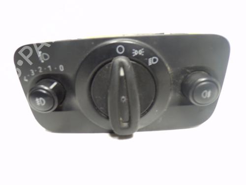 Used Headlight switch Headlight switch FORD FIESTA VI (CB1, CCN) 1.6 TDCi (90 hp) 17029288 17029288