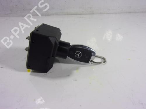 Used Ignition barrel MERCEDES-BENZ A-CLASS (W176) [2012-2018]  10489602