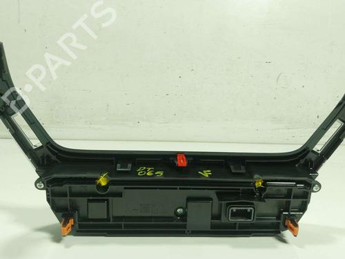 Climate control TOYOTA COROLLA Hatchback (_E21_, _EA1_, _EH1_) 1.8 VVTi Hybrid (ZWE219) | BP39642893I5 - Image 2