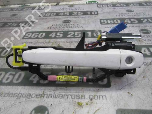 Used Front left exterior door handle Front left exterior door handle 4000288 4000288