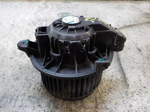 Used Heater blower motor Heater blower motor FORD ECOSPORT 1.5 EcoBlue TDCi (95 hp) 4005554 4005554