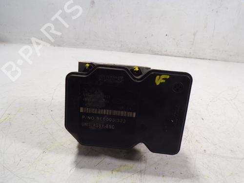 Used ABS pump KIA SPORTAGE III (SL) 1.7 CRDi (116 hp) 9244209