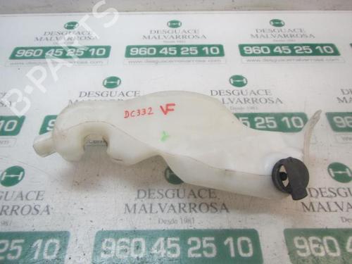 Used Windscreen washer tank Windscreen washer tank DACIA DOKKER Box Body/MPV 1.5 dCi (FEAJ) (90 hp) 7411881 7411881