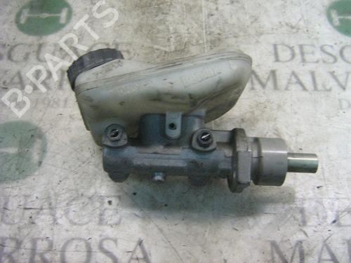 Used Brake master cylinder CITROËN XSARA (N1) 1.6 i (88 hp) 3770785