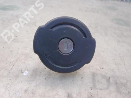 fuel-flap-citroen-c4-i-lc_-16-16v-2004-2005-2006-2007-2008-2009-2010-2011-2012-2013-2014-9531659 main image