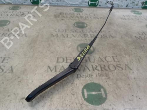 front-wipers-mechanism-ford-focus-ii-da_-hcp-dp-16-tdci-2004-2005-2006-2007-2008-2009-2010-2011-2012-2013-3799437 main image