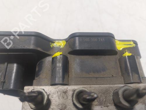 ABS pump RENAULT KADJAR (HA_, HL_) 1.5 dCi 110 (HLA3) | BP17651214M43 