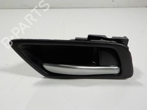 Used Front right interior door handle Front right interior door handle TOYOTA C-HR (_X1_) 2.0 Hybrid (MAXH10) (184 hp) 12907991 12907991