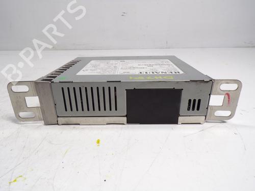 Bilradio RENAULT MEGANE IV Hatchback (B9A/M/N_) 1.5 dCi 110 (B9A3) (110 hp) 8493104