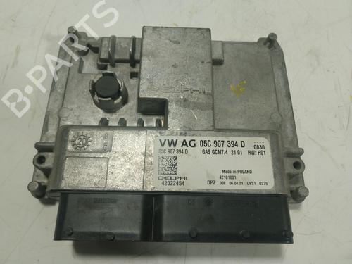 Used Engine control unit (ECU) Engine control unit (ECU) VW T-CROSS (C11, D31) 1.0 TSi (116 hp) 17945602 17945602