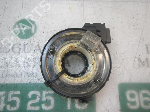 Used Squib airbag VW PASSAT B6 Variant (3C5) 2.0 TDI 16V (140 hp) 3879551