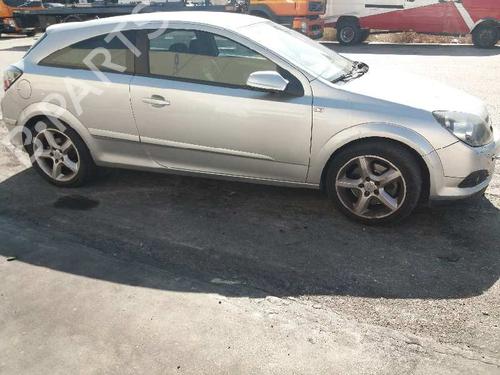 Injection rail OPEL ASTRA H GTC (A04)  | BP5666625M98 