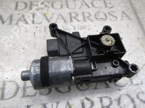 Sunroof engine PEUGEOT 308 SW I (4E_, 4H_) 1.6 HDi | BP3830444M60 