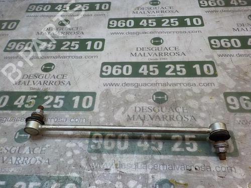 Used Right front suspension arm TOYOTA AURIS (_E18_) 1.8 Hybrid (ZWE186_, ZWE186R) (136 hp) 14280555