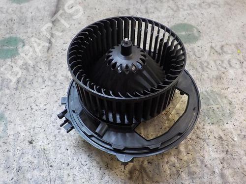 Heater blower motor SEAT LEON ST (5F8) 1.6 TDI 5Q1819021E | 5Q1819021E | 0130115576