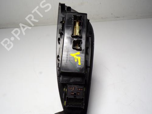 Left front window switch NISSAN PULSAR Hatchback (C13)  | BP13749857I27 