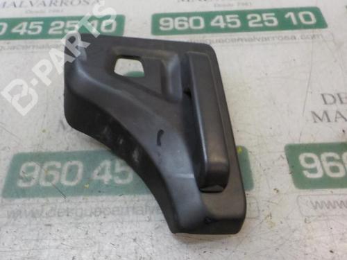 Used Front right interior door handle Front right interior door handle DACIA DOKKER Express Box Body/MPV 1.5 dCi (FEAJ) (90 hp) 8740889 8740889