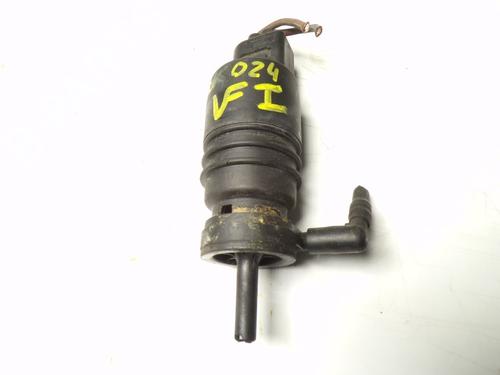 Used Washer pump BMW X3 (E83) 2.0 d (150 hp) 14493049