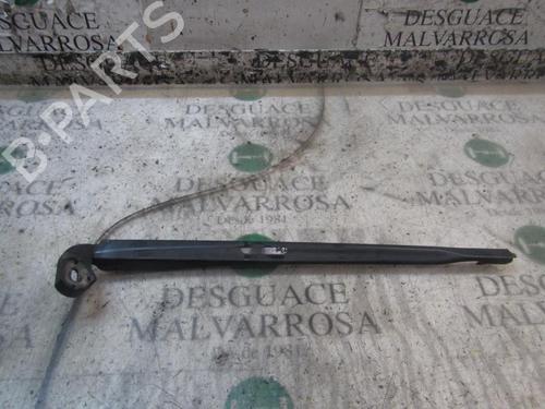 Used Front windshield wiper arm SEAT LEON (1P1) [2005-2013]  3840797