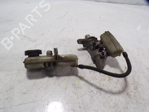 Used Brake master cylinder Brake master cylinder RENAULT SCÉNIC III (JZ0/1_) [2008-2016] 8338004 8338004