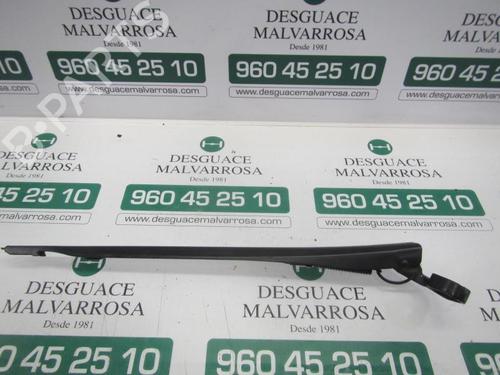 front-wipers-mechanism-seat-leon-1p1-1p09554091p9-2005-2006-2007-2008-2009-2010-2011-2012-2013-3866119 main image