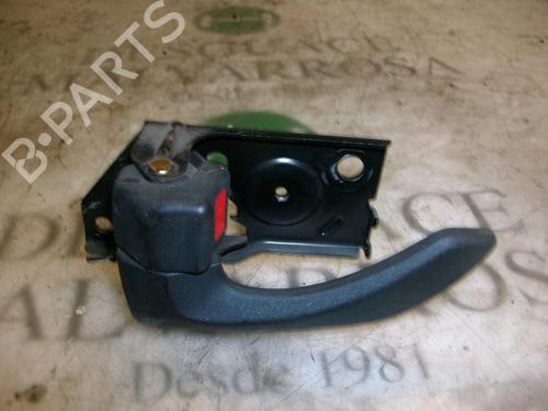 Used Rear left interior door handle HYUNDAI SANTA FÉ I (SM) 2.0 CRDi 4x4 (113 hp) 3754740