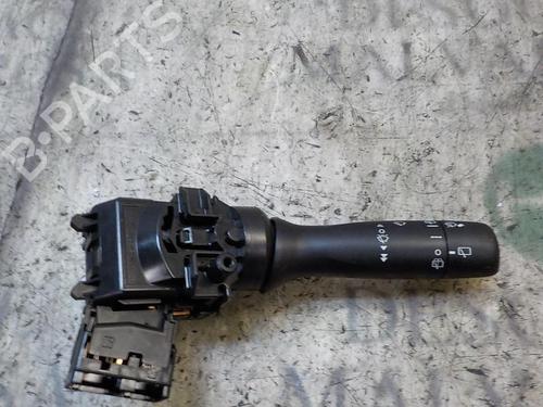 Used Steering column stalk Steering column stalk TOYOTA YARIS (_P9_) 1.4 D-4D (NLP90_, NLP90R) (90 hp) 3850726 3850726