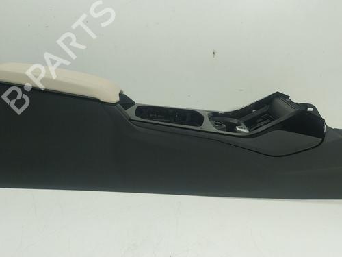 Used Armrest / Center console Armrest / Center console BMW 2 Gran Coupe (F44) 218 i (140 hp) 27579239 27579239
