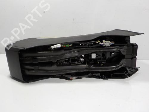 Armrest / Center console LAND ROVER RANGE ROVER SPORT II (L494) 3.0 SDV6 4x4 | BP13627821I20 
