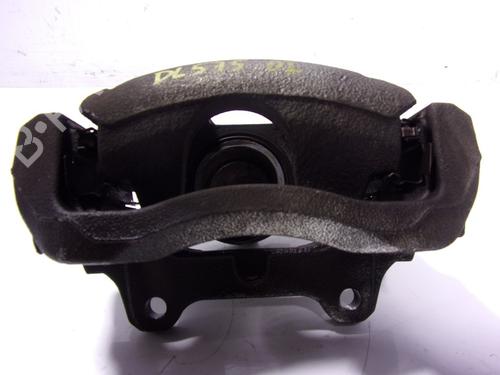 Used Left front brake caliper Left front brake caliper FIAT 500L (351_, 352_) 1.3 D Multijet (199LXY1A, 199LXY11) (84 hp) 15581832 15581832