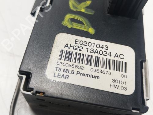 Headlight switch LAND ROVER DISCOVERY IV (L319) 3.0 TD 4x4 | BP27603744I24 