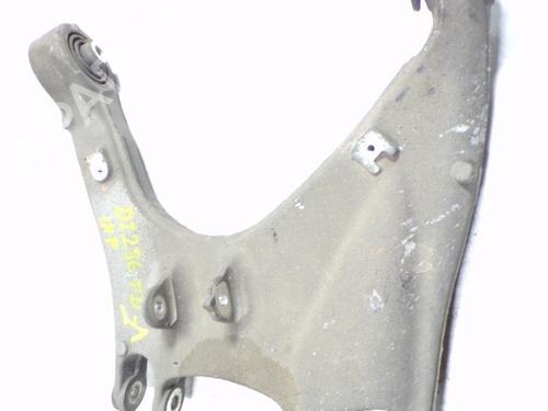 Used Right rear suspension arm Right rear suspension arm VW PHAETON (3D1, 3D2, 3D3, 3D4, 3D6, 3D7, 3D8, 3D9) 3.0 V6 TDI 4motion (240 hp) 9122294 9122294