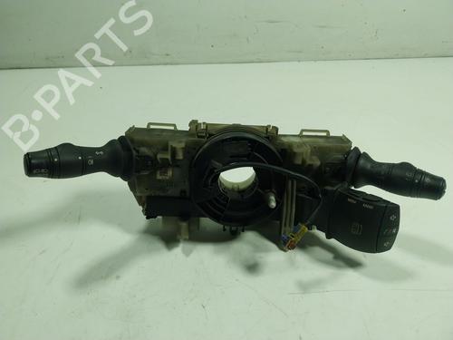 Headlight switch RENAULT ZOE (BFM_) ZOE (92 hp) 17979188