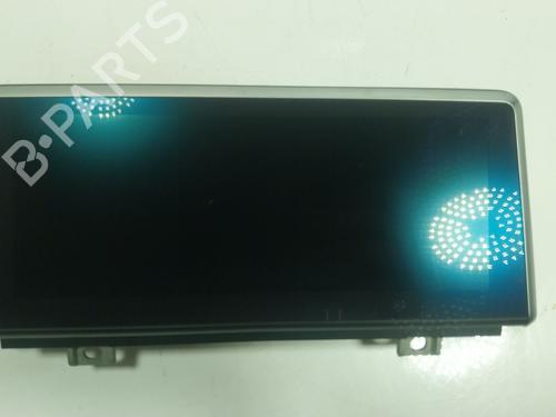 Used Display monitor Display monitor BMW X1 (F48) xDrive 20 d (190 hp) 26679829 26679829