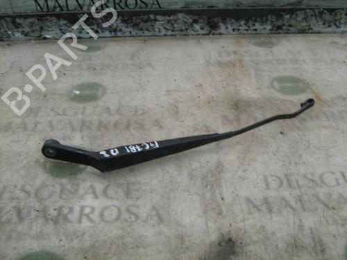 Used Front windshield wiper arm Front windshield wiper arm SUZUKI GRAND VITARA I (FT, HT) 2.0 HDI 110 16V 4x4 (SQ420D, TD83V, JA420WD) (109 hp) 3785965 3785965