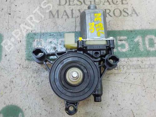 Used Right front window motor Right front window motor SEAT LEON (5F1) 1.6 TDI (115 hp) 5270998 5270998