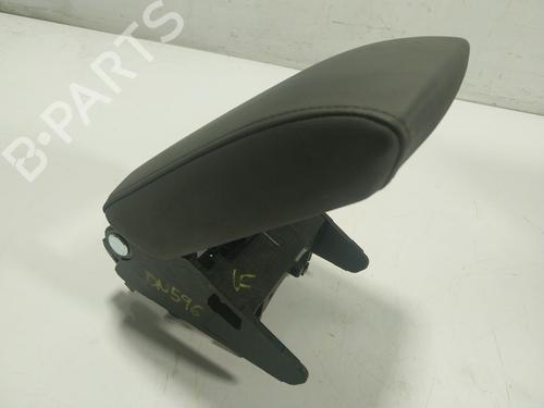 Used Armrest / Center console Armrest / Center console VW T-CROSS (C11, D31) 1.0 TSi (116 hp) 17912468 17912468