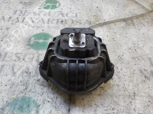 Used Engine mount BMW 3 (E90) 320 d (163 hp) 9081224