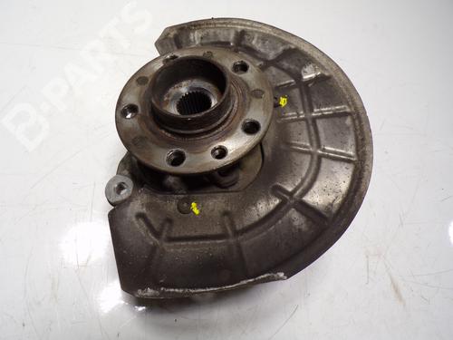 Used Right rear steering knuckle Right rear steering knuckle ALFA ROMEO GIULIA (952_) 2.2 D (952AEM250, 952AEA250) (150 hp) 11083353 11083353